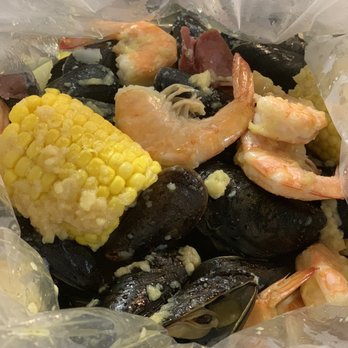 Juicy King seafood - Steamed shrimp and mussels in garlic butter seasoning. - Seafood Near Me - Glen Burnie, Maryland Juicy King seafood - Steamed shrimp and mussels in garlic butter seasoning. - Seafood Near Me - Glen Burnie, Maryland