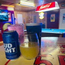 Hitchin Post 55 - Dry County Spirits blueberry lemonade cocktail on draft, Guinness draught cans, MIMOSAS (!!!), and your old friend, Bud Light.