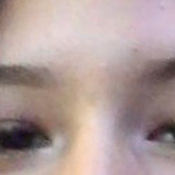 Love Nails - you can see on the left there was eye lashes on my lid, on the right there isn't - Nail Salons Near Me - Bakersfield, California
