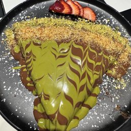Dubai chocolate crepe