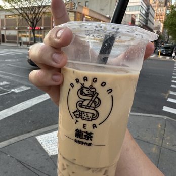 Dragon Tea - Tieguanyin with lychee - Bubble Tea Near Me - Brooklyn, New York