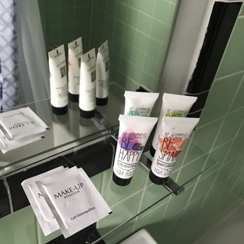 Hotel Royal Oak - The spiffy bath products. I did love the way the body wash smelled. - Hotels Near Me - Royal Oak, Michigan