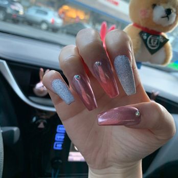 Sassy Nails - Nails by Van - Nail Salons Near Me - San Bruno, California