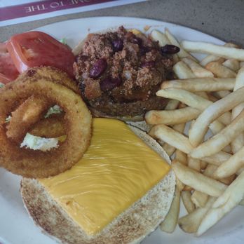 Nautilus Diner - chili cheeseburger - Diners Near Me - Massapequa, New York