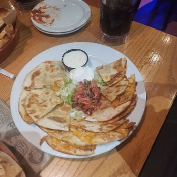 Chili's - Chicken, bacon ranch quesadilla - American Near Me - Stowe, Pennsylvania Chili's - Chicken, bacon ranch quesadilla - American Near Me - Stowe, Pennsylvania