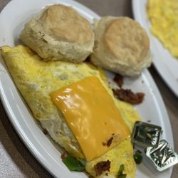 Cloverleaf Restaurant - Supreme omelet $9.99