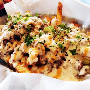 En Hakkore 2.0 - Bulgogi Fries - Their so good but so damn fat - Asian Fusion Near Me - Chicago, Illinois