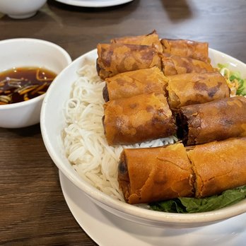PT Eatery - Veggie Vermicelli bowl - Vietnamese Near Me - San Diego, California PT Eatery - Veggie Vermicelli bowl - Vietnamese Near Me - San Diego, California