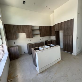 Pineda Innovation and Installation - Carpenters Near Me Pineda Innovation and Installation - Carpenters Near Me