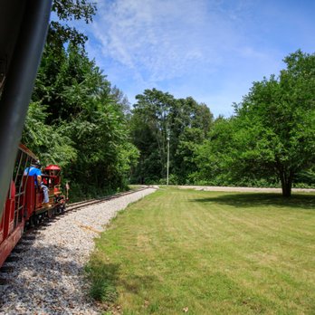 EcoTarium - Train Ride - Museums Near Me - Worcester, Massachusetts