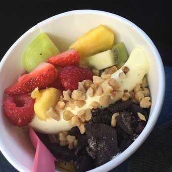 Yogurtland - So good. Vanilla base with Oreo, chopped walnuts, strawberries, raspberries, kiwi, and mango. - Ice Cream & Frozen Yogurt Near Me - Orange, California Yogurtland - So good. Vanilla base with Oreo, chopped walnuts, strawberries, raspberries, kiwi, and mango. - Ice Cream & Frozen Yogurt Near Me - Orange, California
