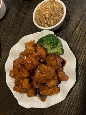 LC'S Asian Kitchen by null