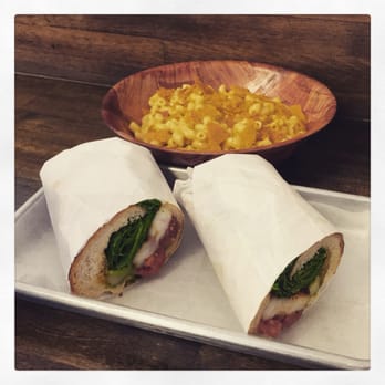 Undergrind Cafe - heaven on earth (rich girl and Mac and cheese - Cafes Near Me - Los Angeles, California