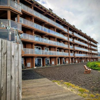 Hallmark Resort - Back view of Hallmark - Resorts Near Me - Newport, Oregon Hallmark Resort - Back view of Hallmark - Resorts Near Me - Newport, Oregon