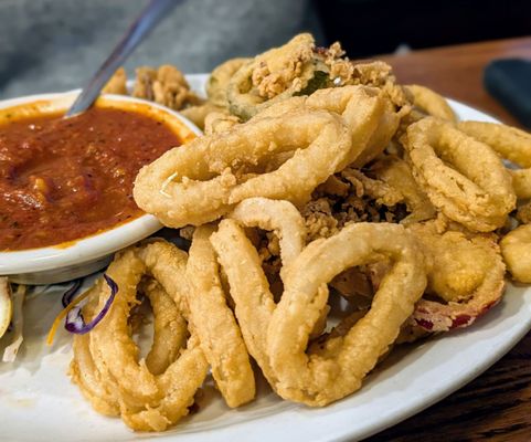 Hilltop Fish Fare & Steakhouse by null