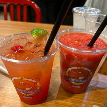 Tasty Tails - Hurricane  on the rocks and frozen daiquiri - Seafood Near Me - Dallas, Texas