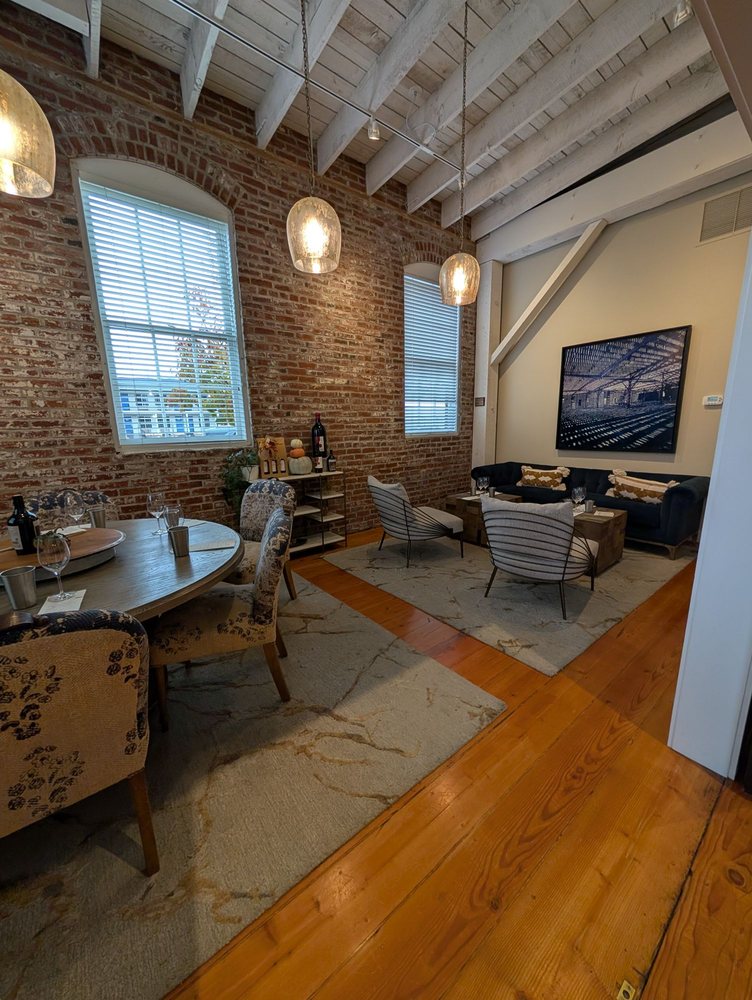 Social spots from Seven Hills Winery