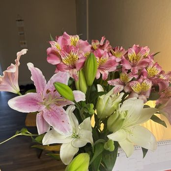 QFC - Fresh Flowers  purchased from QFC - Grocery Near Me - Mountlake Terrace, Washington
