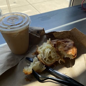 Vicente - Kouign-Amann and Dulce de Leche Cold Brew - Bakeries Near Me - Charlotte, North Carolina Vicente - Kouign-Amann and Dulce de Leche Cold Brew - Bakeries Near Me - Charlotte, North Carolina