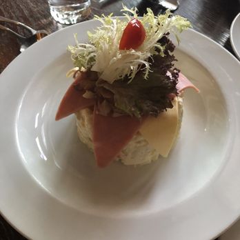 皇后飯店 - Russian Mixed Meat Salad - Russian Near Me - Hong Kong, HK