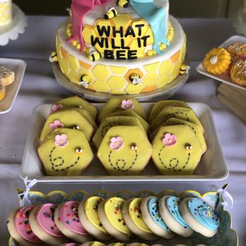 Lupita's Bakery - Gender Reveal Cake - Bakeries Near Me - Seaside, California Lupita's Bakery - Gender Reveal Cake - Bakeries Near Me - Seaside, California