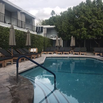 Chi Chi Restaurant - Table-side pool - Breakfast & Brunch Near Me - Palm Springs, California