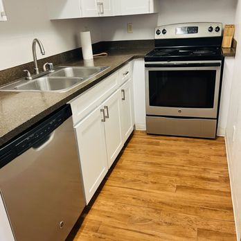 Deep Shine - Kitchen after - Home Cleaning Near Me - Tacoma, Washington Deep Shine - Kitchen after - Home Cleaning Near Me - Tacoma, Washington