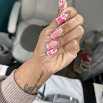 Dionyslayss Nails - Nail Technicians Near Me