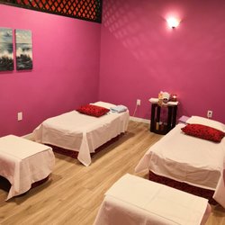 TS REFLEXOLOGY