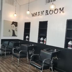 Polished Hair and Beauty Bar - Washing area.