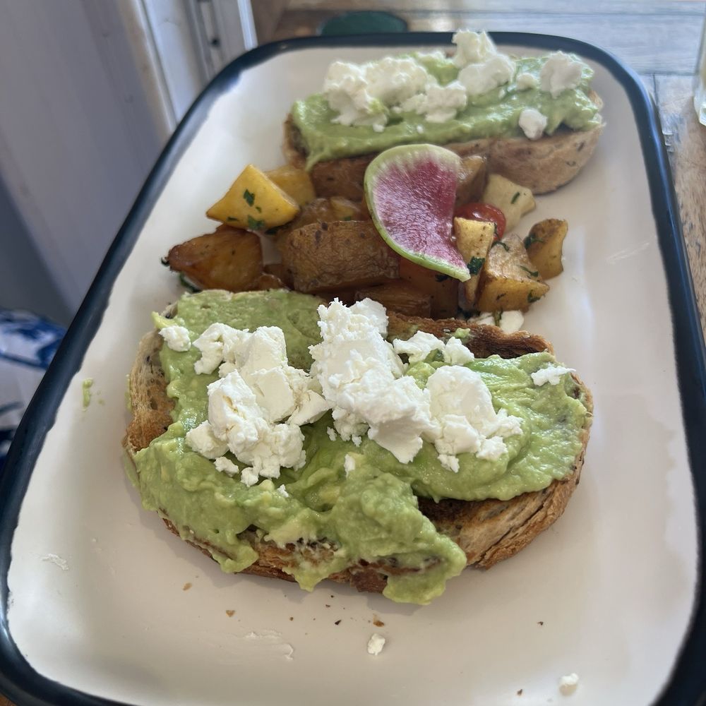 Aroma Isla - Avocado Toast - Mexican Near Me - Isla Mujeres, ROO Aroma Isla - Avocado Toast - Mexican Near Me - Isla Mujeres, ROO