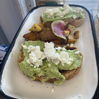 Aroma Isla - Avocado Toast - Mexican Near Me - Isla Mujeres, ROO Aroma Isla - Avocado Toast - Mexican Near Me - Isla Mujeres, ROO