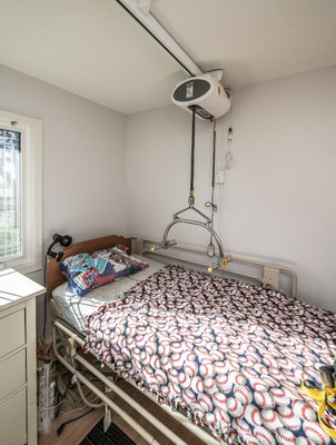 ADA Construction | Ceiling Lift Project - We develop innovative house and care systems for wheelchair users and caregivers, which are designed to fulfill your specific needs.
SureHands® provides patient lift solutions that can be used with an attendant or independently. The innovative patient lift systems developed by Handi-Move offer a variety of lift system options to help physically-challenged men, women and children or their caregivers.
Custom solutions that aid in accessing the bed, bath, shower or toilet can also help in changing clothes, catheterization, standing and ambulation, taking a swim or even mounting a horse. ADA Construction | Ceiling Lift Project - We develop innovative house and care systems for wheelchair users and caregivers, which are designed to fulfill your specific needs.
SureHands® provides patient lift solutions that can be used with an attendant or independently. The innovative patient lift systems developed by Handi-Move offer a variety of lift system options to help physically-challenged men, women and children or their caregivers.
Custom solutions that aid in accessing the bed, bath, shower or toilet can also help in changing clothes, catheterization, standing and ambulation, taking a swim or even mounting a horse.