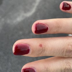 Lil' Nail Shop - Nail polish lumpy and looks awful