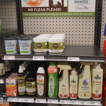 Hollywood Feed - Pet Stores Near Me - Hudson, Ohio