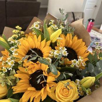 Diana's Flowers - Florists Near Me - Paramount, California Diana's Flowers - Florists Near Me - Paramount, California