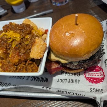 Cold Beers & Cheeseburgers - BYOB and chili cheese tots - Sports Bars Near Me - Phoenix, Arizona Cold Beers & Cheeseburgers - BYOB and chili cheese tots - Sports Bars Near Me - Phoenix, Arizona