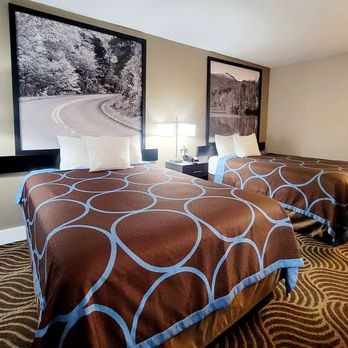 Super 8 by Wyndham Marion NC - Guest room - Hotels Near Me - Marion, North Carolina Super 8 by Wyndham Marion NC - Guest room - Hotels Near Me - Marion, North Carolina