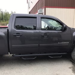 Distinctive Ride - Iron Cross running boards on a Silverado