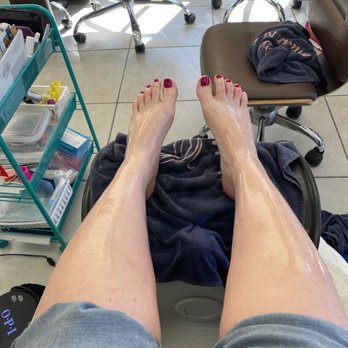 Fingers N Toes - Gel Pedicure - Nail Salons Near Me - Long Beach, California