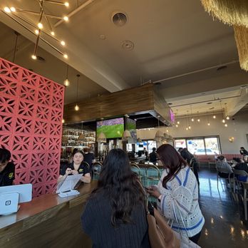 Limon Y Sal - Interior - Mexican Near Me - Louisville, Kentucky