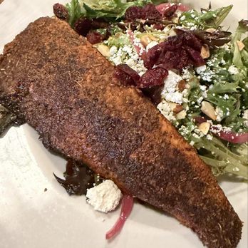 Ashburnham Ale House - Trout salad - Cafes Near Me - Peterborough, Ontario