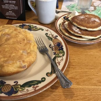 The Oak Table Cafe - Ham and cheddar omelette - Breakfast & Brunch Near Me - Sequim, Washington
