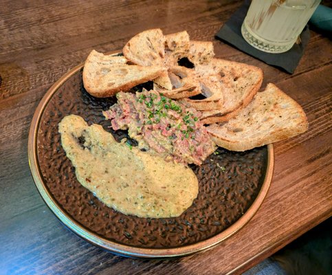 Feral Kitchen & Lounge by null