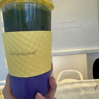 La La Land - Lavender Bloom Matcha Latte - Cafes Near Me - Plano, Texas