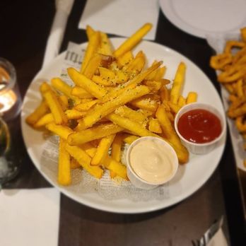 The Sweet Sap - Truffle Fries - New American Near Me - Flushing, New York The Sweet Sap - Truffle Fries - New American Near Me - Flushing, New York