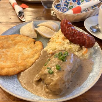 Arcadia Polish Restaurant - Polish plate - Salad Near Me - Niles, Illinois