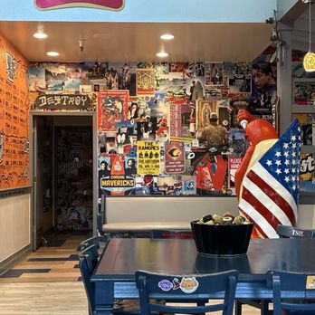 Lucy's on Lighthouse - Hot Dogs Near Me - Pacific Grove, California