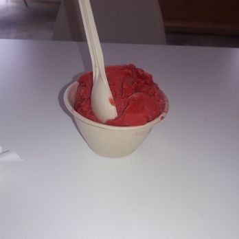 Dasher & Crank - Raspberry ice cream...  delicious - Ice Cream & Frozen Yogurt Near Me - Miami, Florida