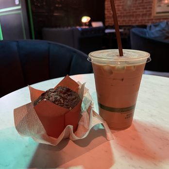 Tellus Coffee - Lemon poppyseed muffin & iced lavender latte - Coffee Roasteries Near Me - Walnut Creek, California